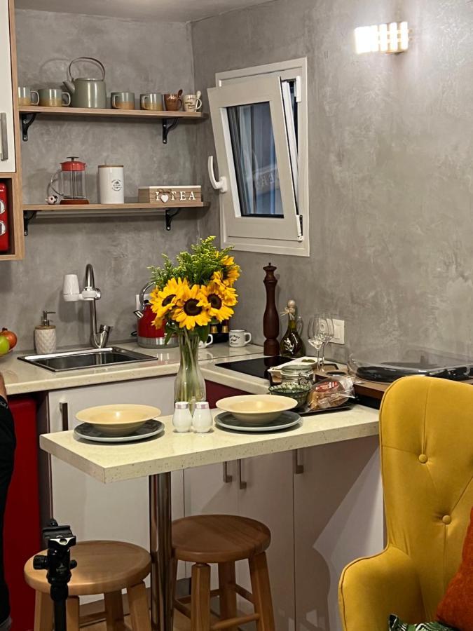 Cozy Tiny Apartment In The Heart Of Plaka Athene Buitenkant foto